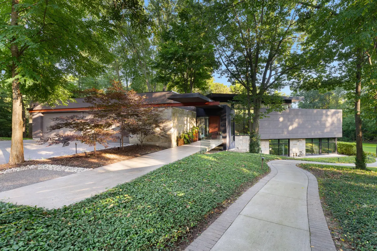 250 Canboro RD, Pelham, ON L0S 1M0