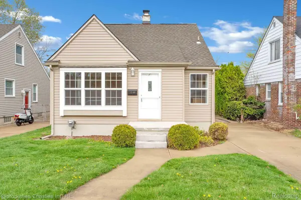 1240 W 11 MILE RD, Berkley, MI 48072