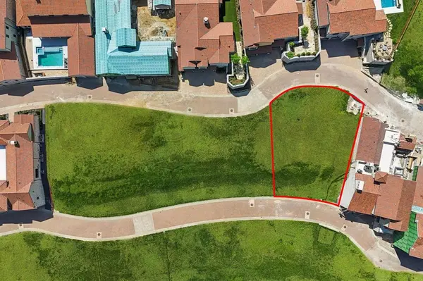 32 Cardona Drive, Westlake, TX 76262