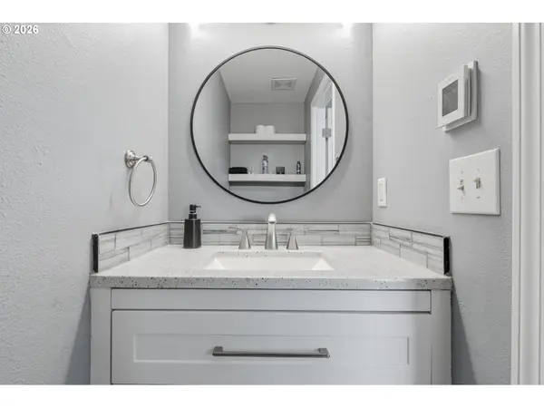 7006 NE 43RD ST #D, Vancouver, WA 98661