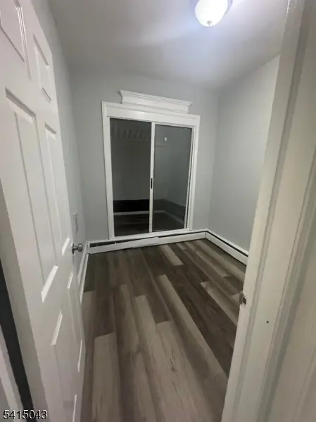 40 Wegman Pkwy, Jersey City, NJ 07305