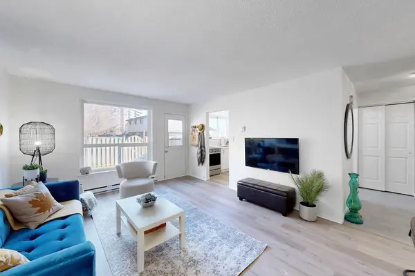 120 Nonquon RD #160, Oshawa, ON L1G 7E6