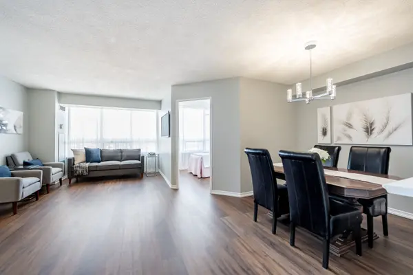 5 Greystone Walk DR #1206, Toronto E04, ON M1K 5J5