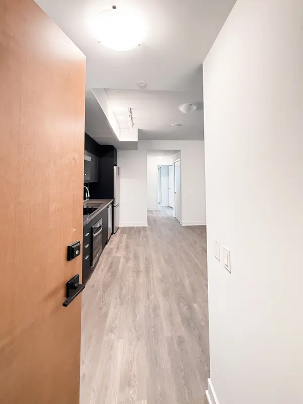 2920 Highway 7 N/A #2404, Vaughan, ON L4K 0P4