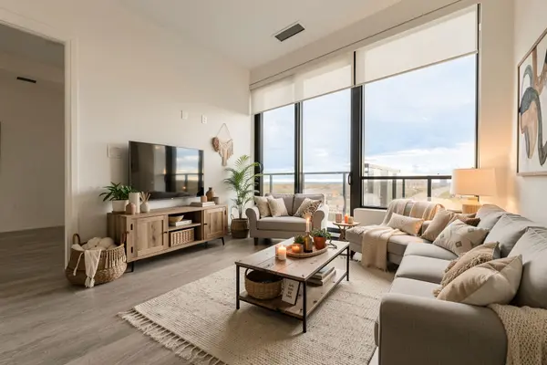 3006 WILLIAM CUTMORE BLVD #PH1210, Oakville, ON L6H 8A4