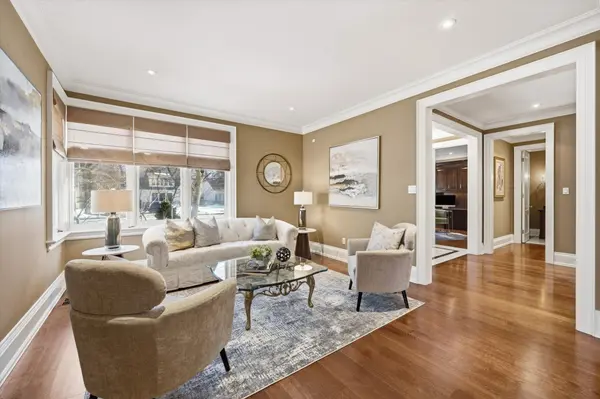 1049 Cedar Grove BLVD, Oakville, ON L6J 2C2