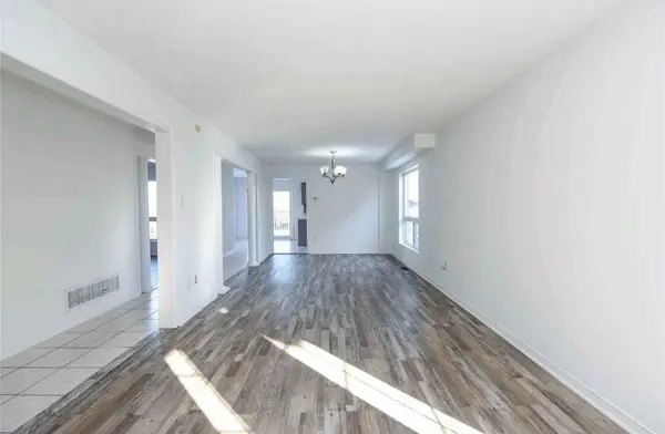 24 Hayloft CT #Upper, Brampton, ON L6X 4R7