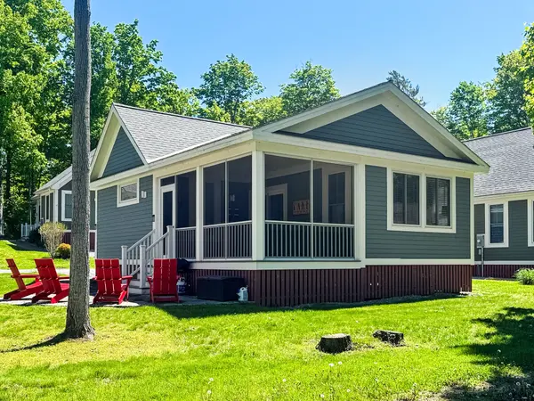 5 Hollow LN #215, Prince Edward County, ON K0K 1P0