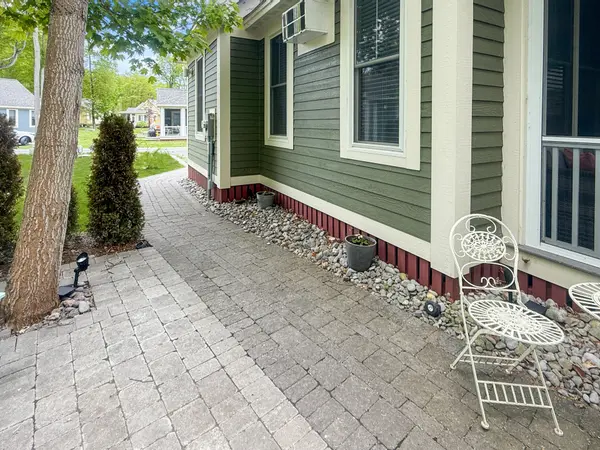 32 Hollow LN #199, Prince Edward County, ON K0K 1P0