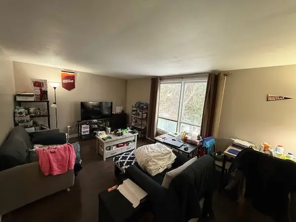 394 Chippewa ST W, North Bay, ON P1B 6G6