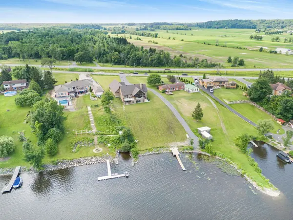 3815 Old Highway 17 RD, Clarence-rockland, ON K4K 1W2