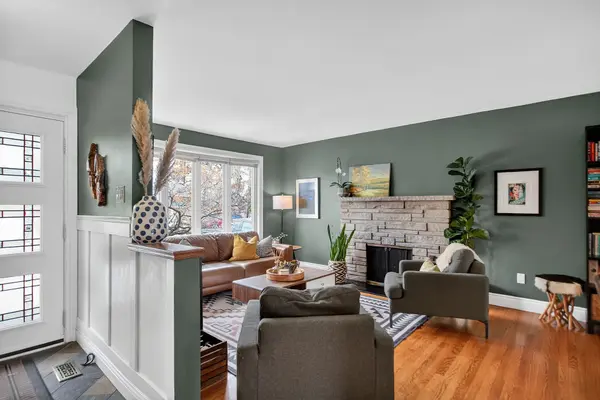 998 Harkness Avenue AVE, Billings Bridge - Riverside Park And Area, ON K1V 6P2