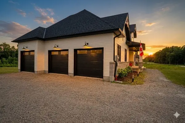 167 Alexandria ST, Georgian Bluffs, ON N4K 0G2