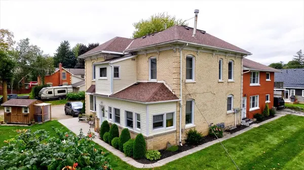 163 John ST S, Minto, ON N0G 1Z0