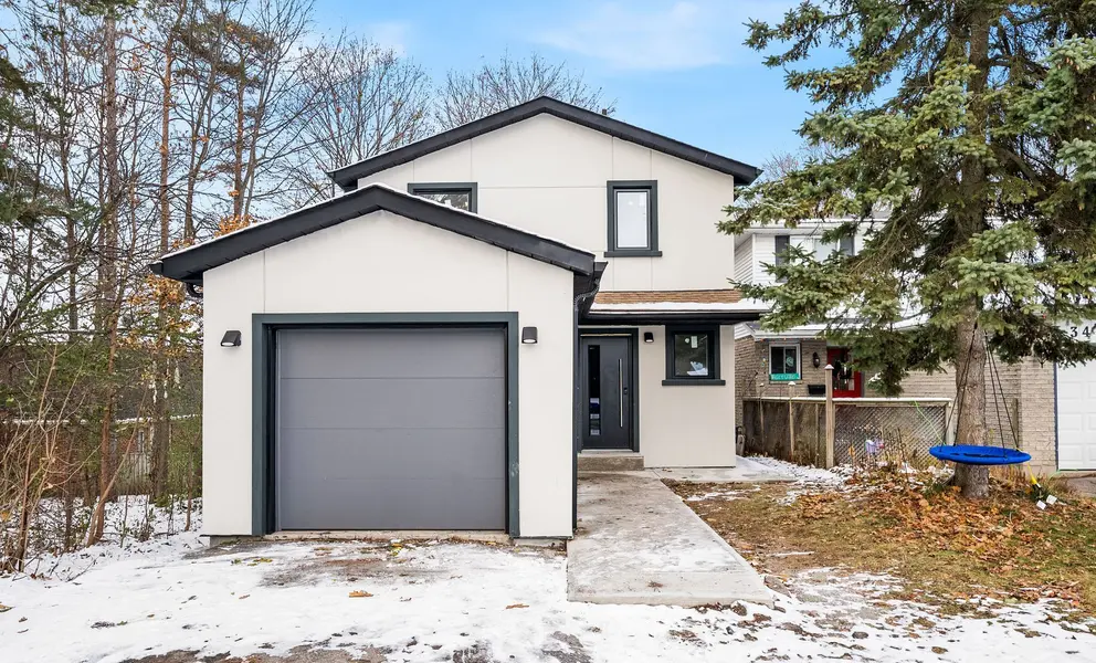 36 Wilson CT, Barrie, ON L4N 5K8