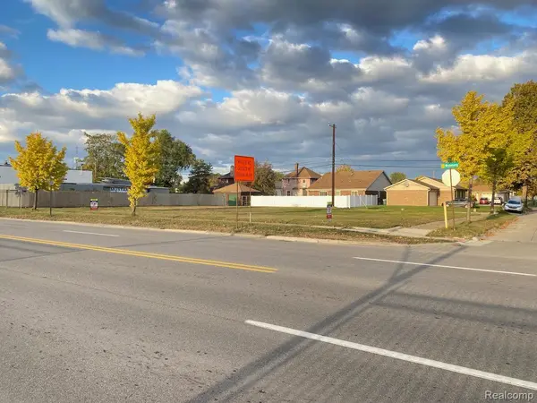 3200 Wyoming ST, Dearborn, MI 48120