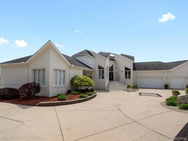 906 YULE RD, Addison Township, MI 48367