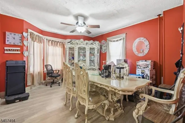 54 E Pennsylvania Ave, Woodbridge Twp., NJ 07001