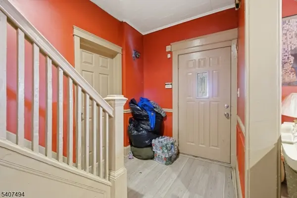 54 E Pennsylvania Ave, Woodbridge Twp., NJ 07001