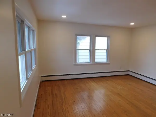 21 W 14Th St #2, Bayonne City, NJ 07002