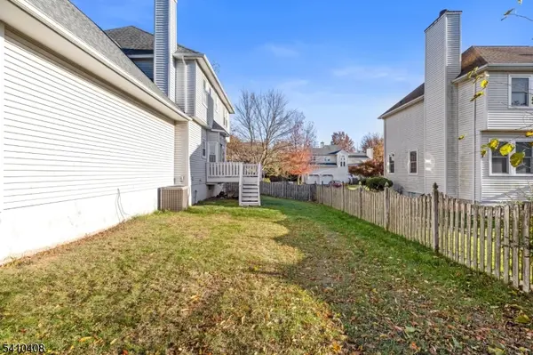 1 Simonson Ln, Hillsborough Twp., NJ 08844