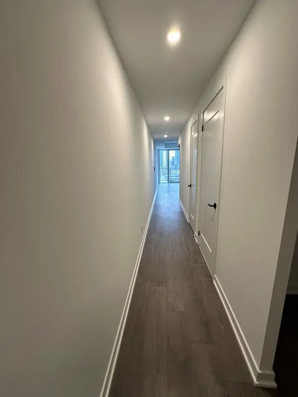 5 Defries ST #816, Toronto C08, ON M5A 0W7