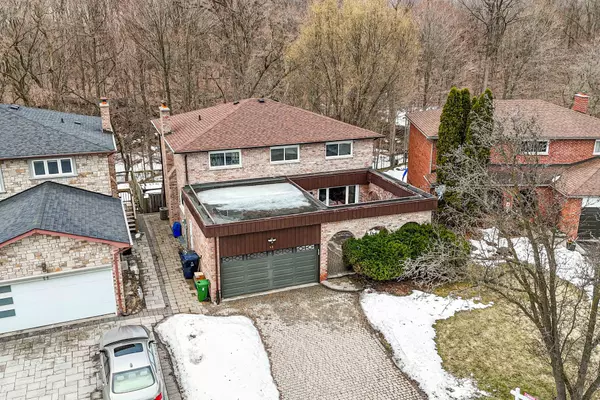 Toronto C15, ON M2M 4B2,13 Carmel CT