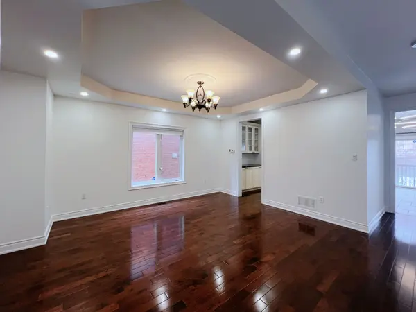 49 Portelli CRES, Ajax, ON L1Z 0C4