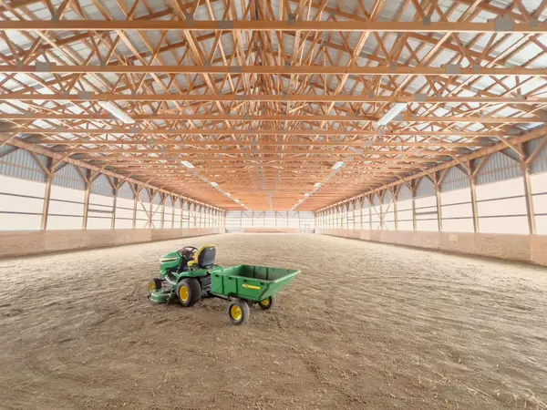 9752 Enfield RD #Arena, Clarington, ON L0B 1B0