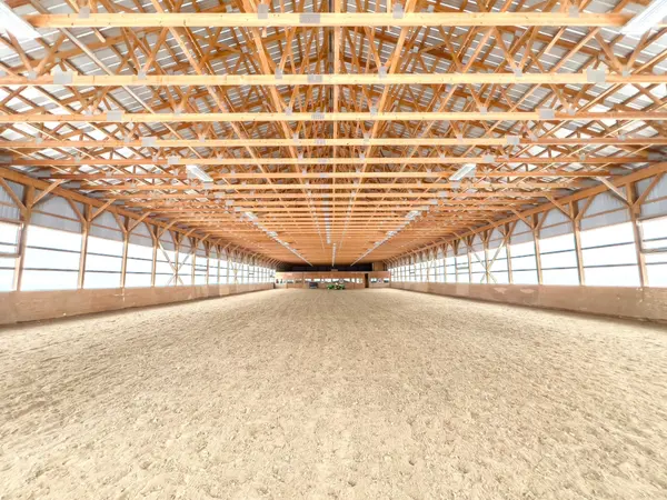 9752 Enfield RD #Arena, Clarington, ON L0B 1B0