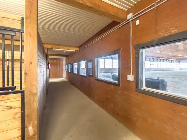 9752 Enfield RD #Arena, Clarington, ON L0B 1B0