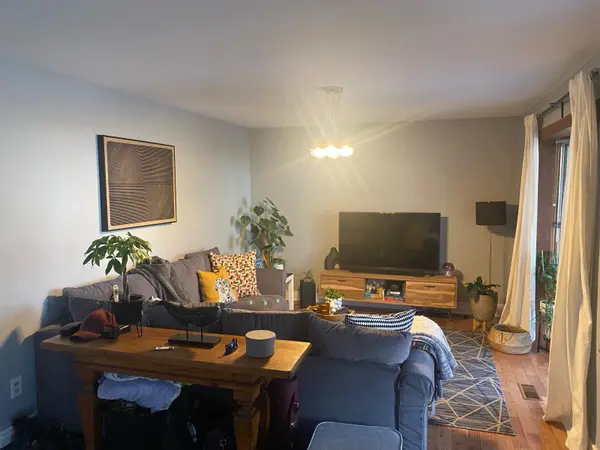 46 Merritt RD, Toronto E03, ON M4B 3K5