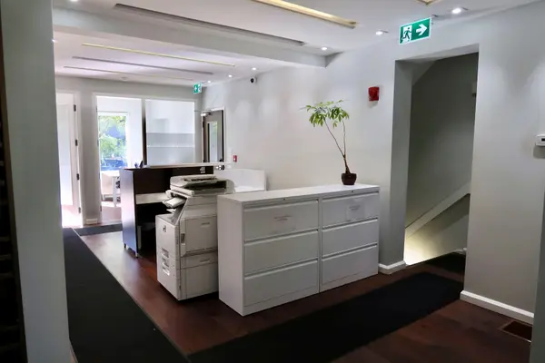 276 Danforth AVE, Toronto E03, ON M4K 1N6