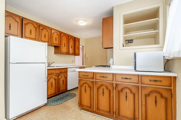 425 Centre ST E, Richmond Hill, ON L4C 1B8