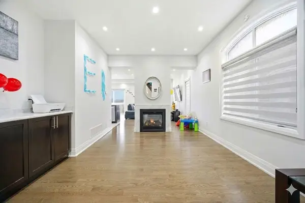 15 Dalbeattie DR N, Brampton, ON L6Y 6H7