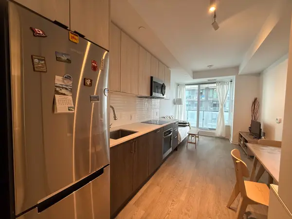 1926 Lakeshore BLVD W #1715, Toronto W01, ON M6S 1A1