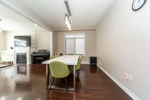 3260 Sealey CRES, Burlington, ON L7M 0J6