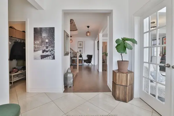 491 Threshing Mill BLVD, Oakville, ON L6H 7H5