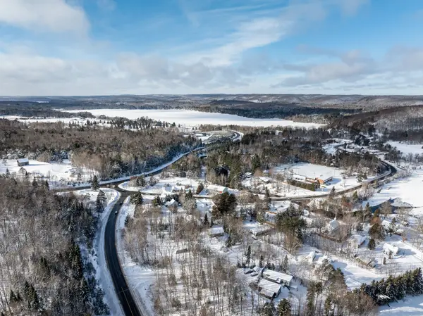 1015 Guilford CT, Dysart Et Al, ON K0M 1S0