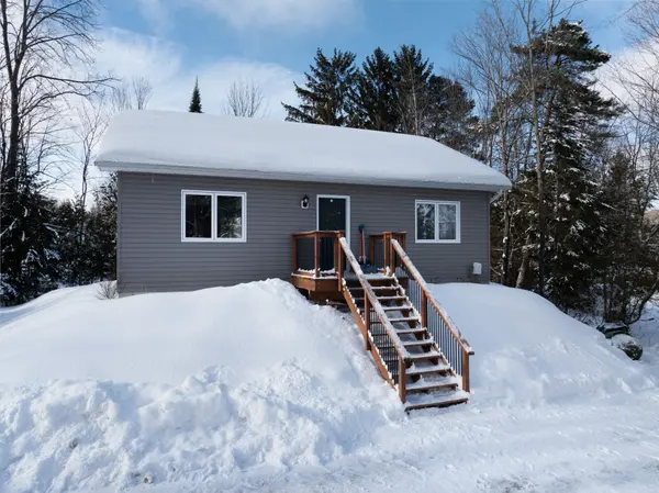 1015 Guilford CT, Dysart Et Al, ON K0M 1S0