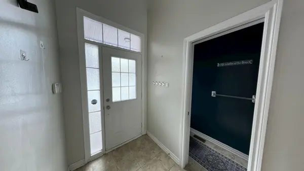 294 Waymark CRES, Kanata, ON K2M 0A5