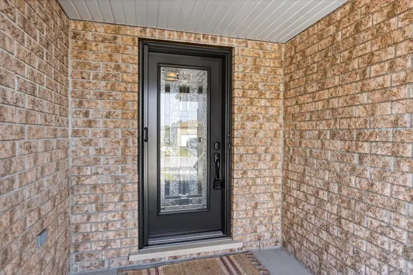 75 Mcgibbon BLVD, Kawartha Lakes, ON K9V 6G5