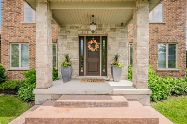 23 Highgrove CT, Cambridge, ON N3H 4R8