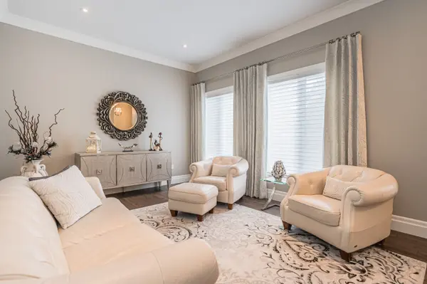 23 Highgrove CT, Cambridge, ON N3H 4R8