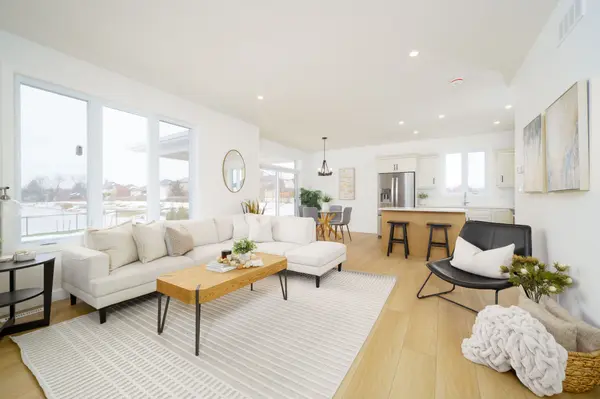 115 Atkinson ST, North Middlesex, ON N0M 1A0