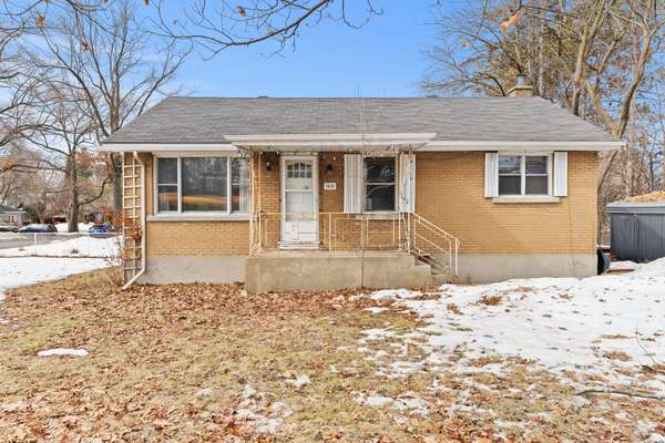 1610 Alta Vista DR, Alta Vista And Area, ON K1G 0G3