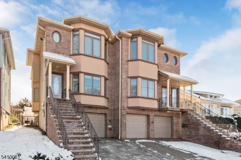 682 Greeley Ave #A, Fairview Boro, NJ 07022