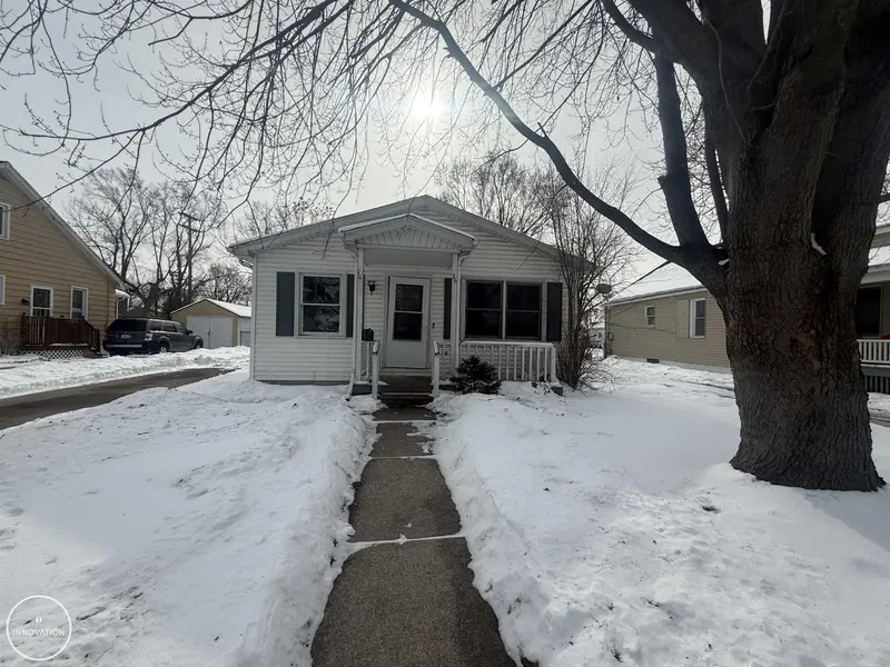 1026 Bancroft ST, Port Huron, MI 48060