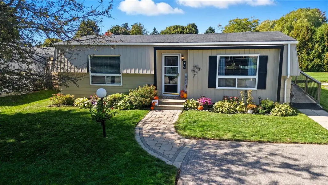 79 Fairway DR, Clarington, ON L1B 1B1