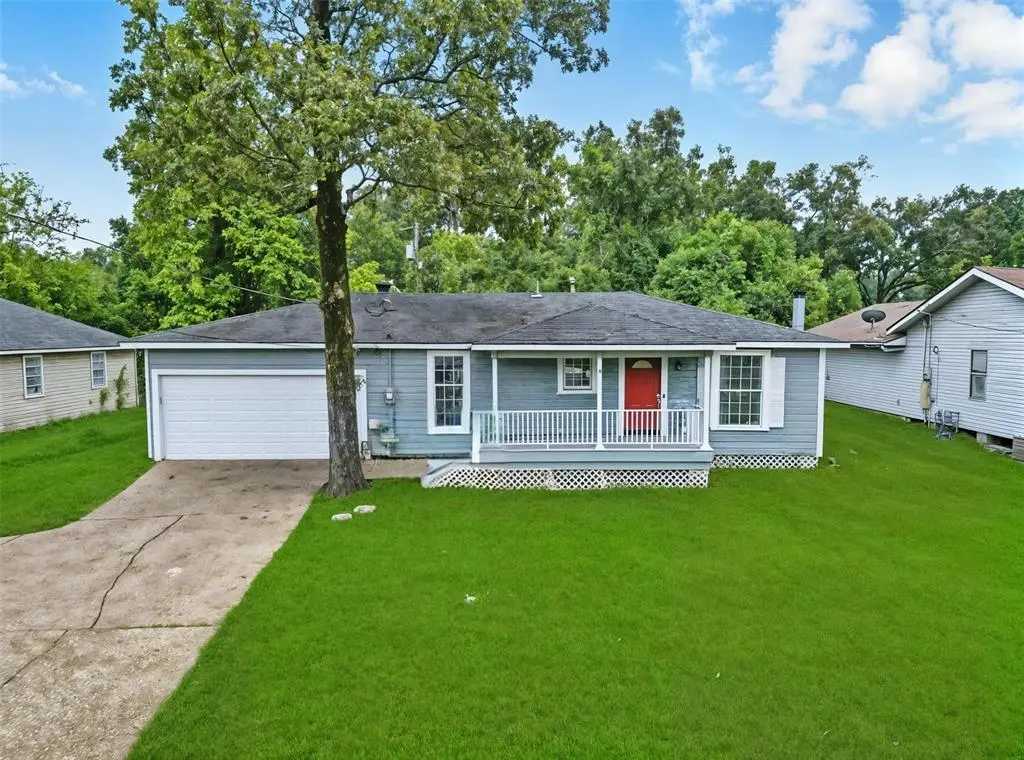 2025 Amelia, Shreveport, LA 71108